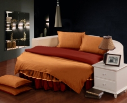 Комплект постельного белья с цельной простынью - подзором на Круглую кровать Медовый + Винный