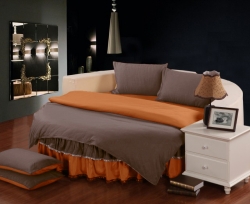 Комплект постельного белья с цельной простынью - подзором на Круглую кровать Порох + Медовый
